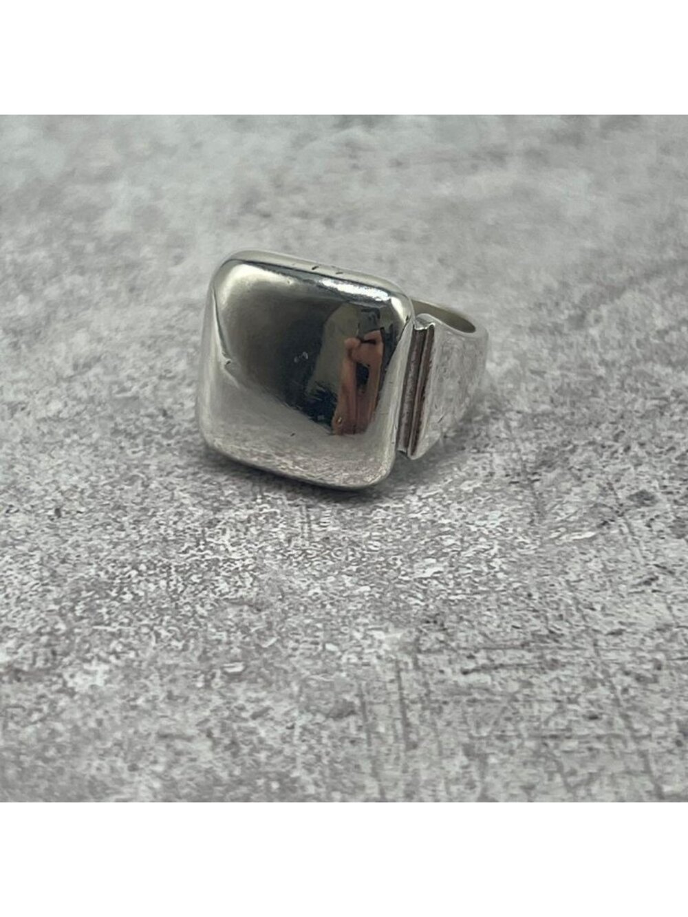 Bottega Veneta Signet Ring Silver